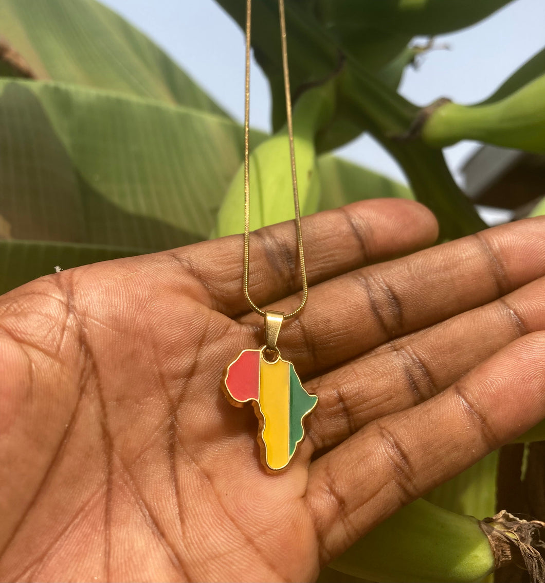 🇨🇬Red Gold & Green Africa Necklace🇨🇬